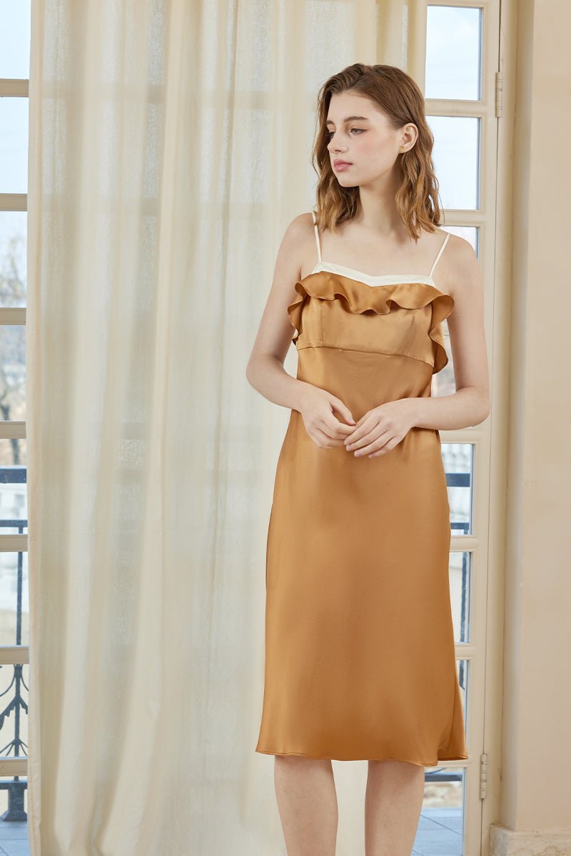 Sexy hollow back suspender skirt