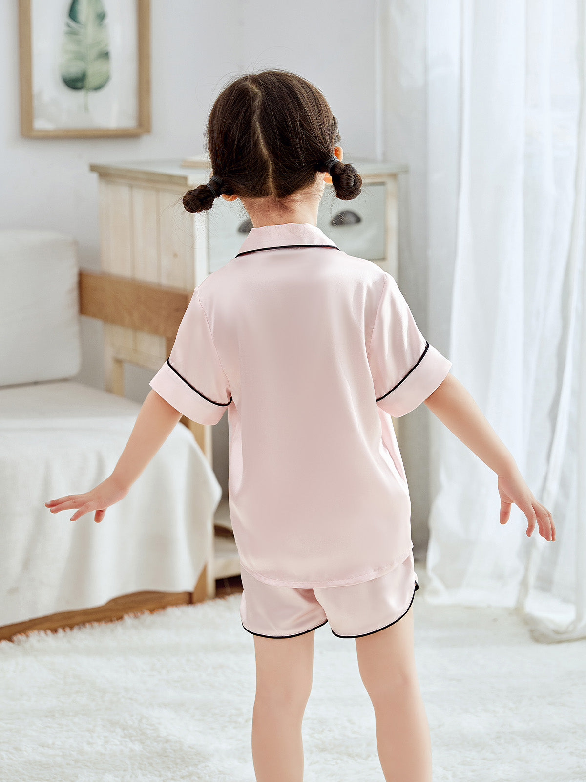 Children's silk short-sleeved shorts suit