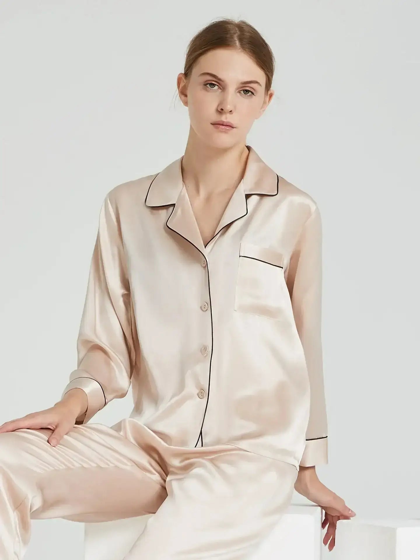 19 Momme Classic Silk Long Sleeve Long Pants Pajama Set