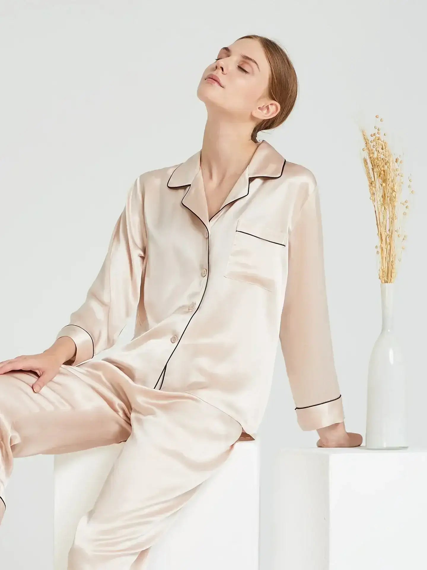 19 Momme Classic Silk Long Sleeve Long Pants Pajama Set