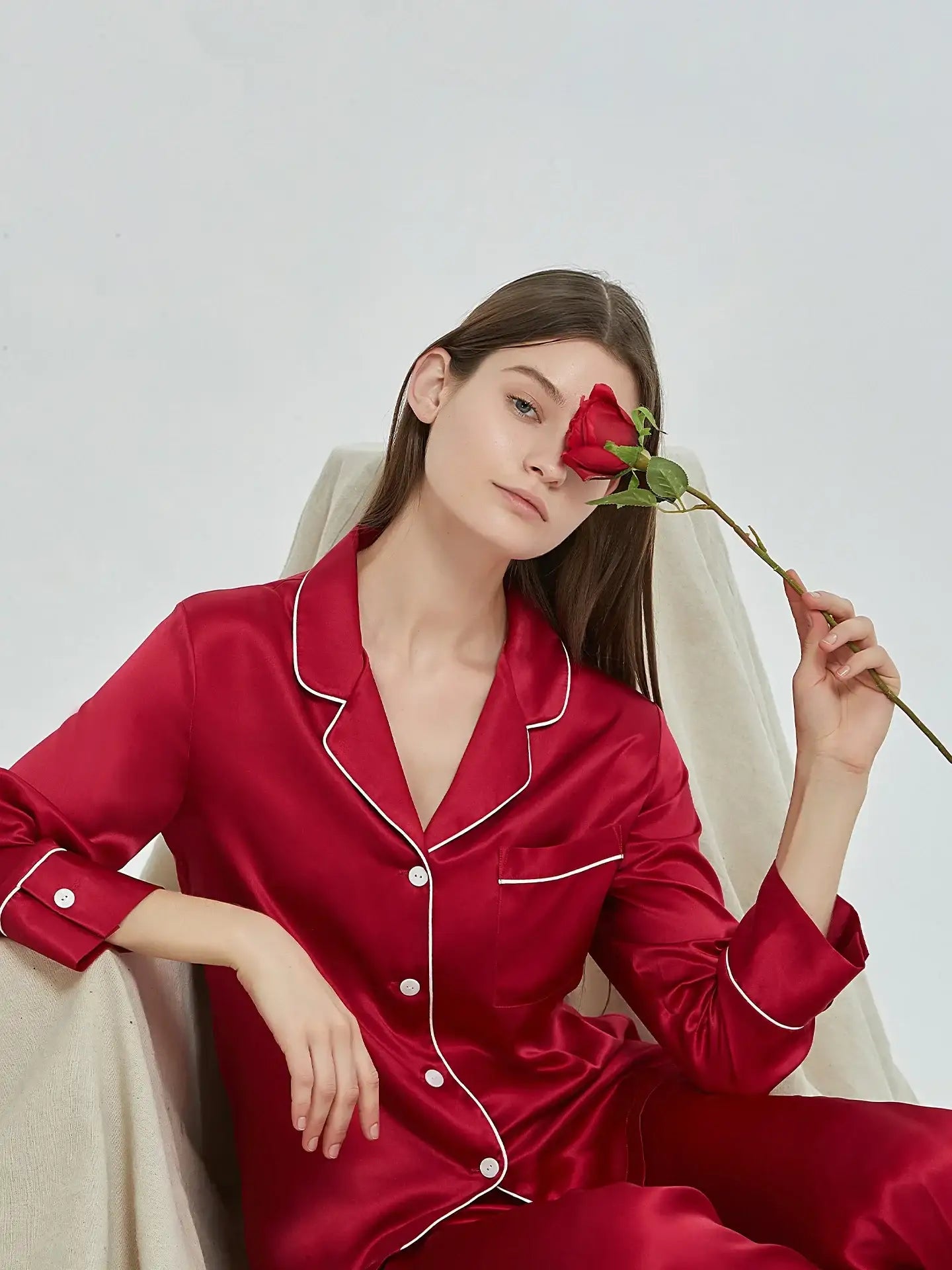 22 Momme Fashionable Long-sleeved and Long-pants Silk Suit