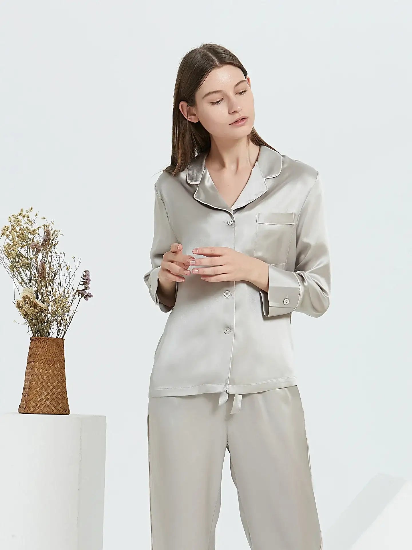 22 Momme Fashionable Long-sleeved and Long-pants Silk Suit - JANCESILK