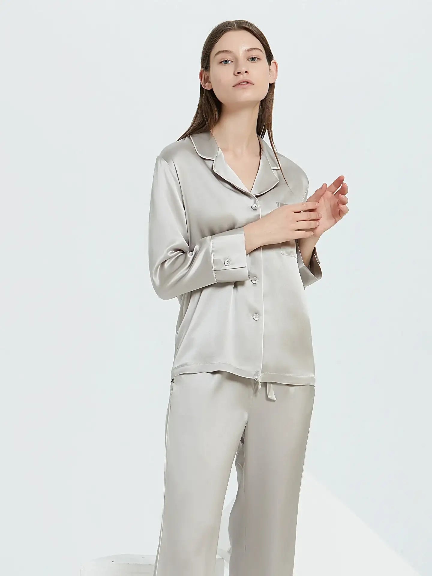 22 Momme Fashionable Long-sleeved and Long-pants Silk Suit