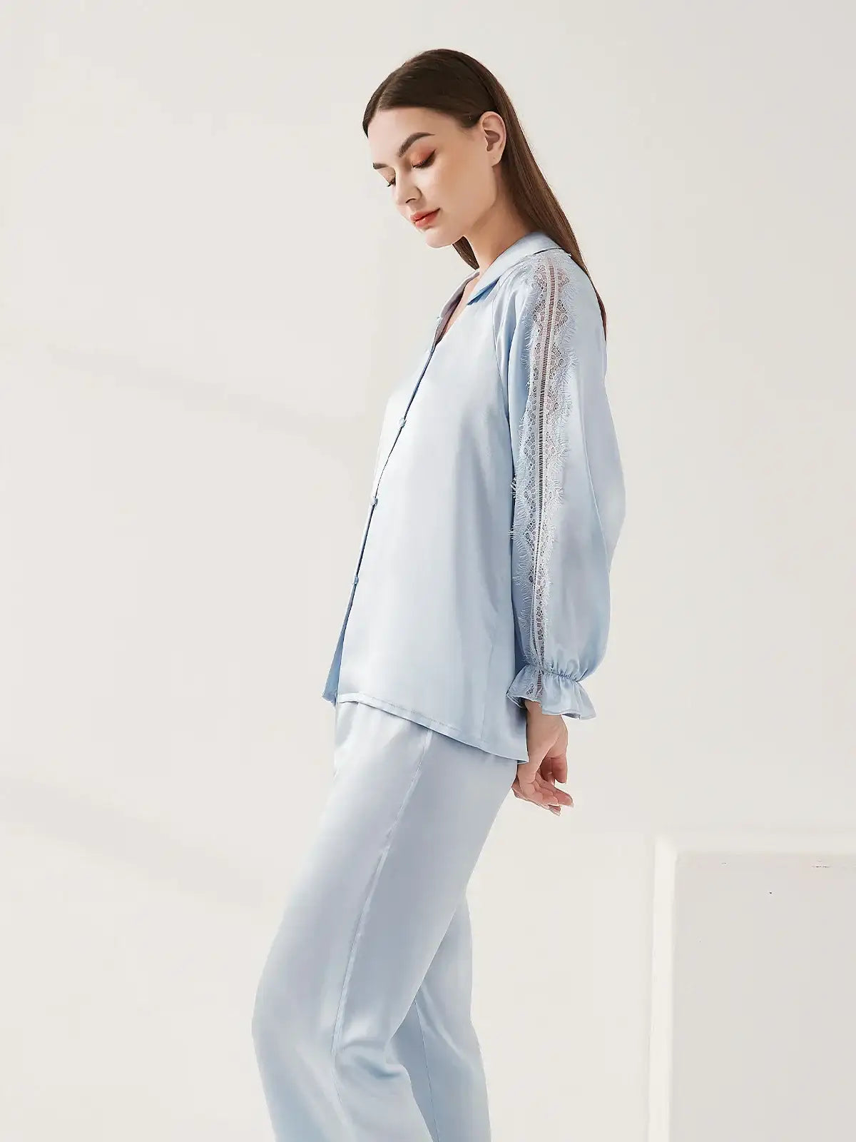 Lace Raglan Sleeve Suit - JANCESILK