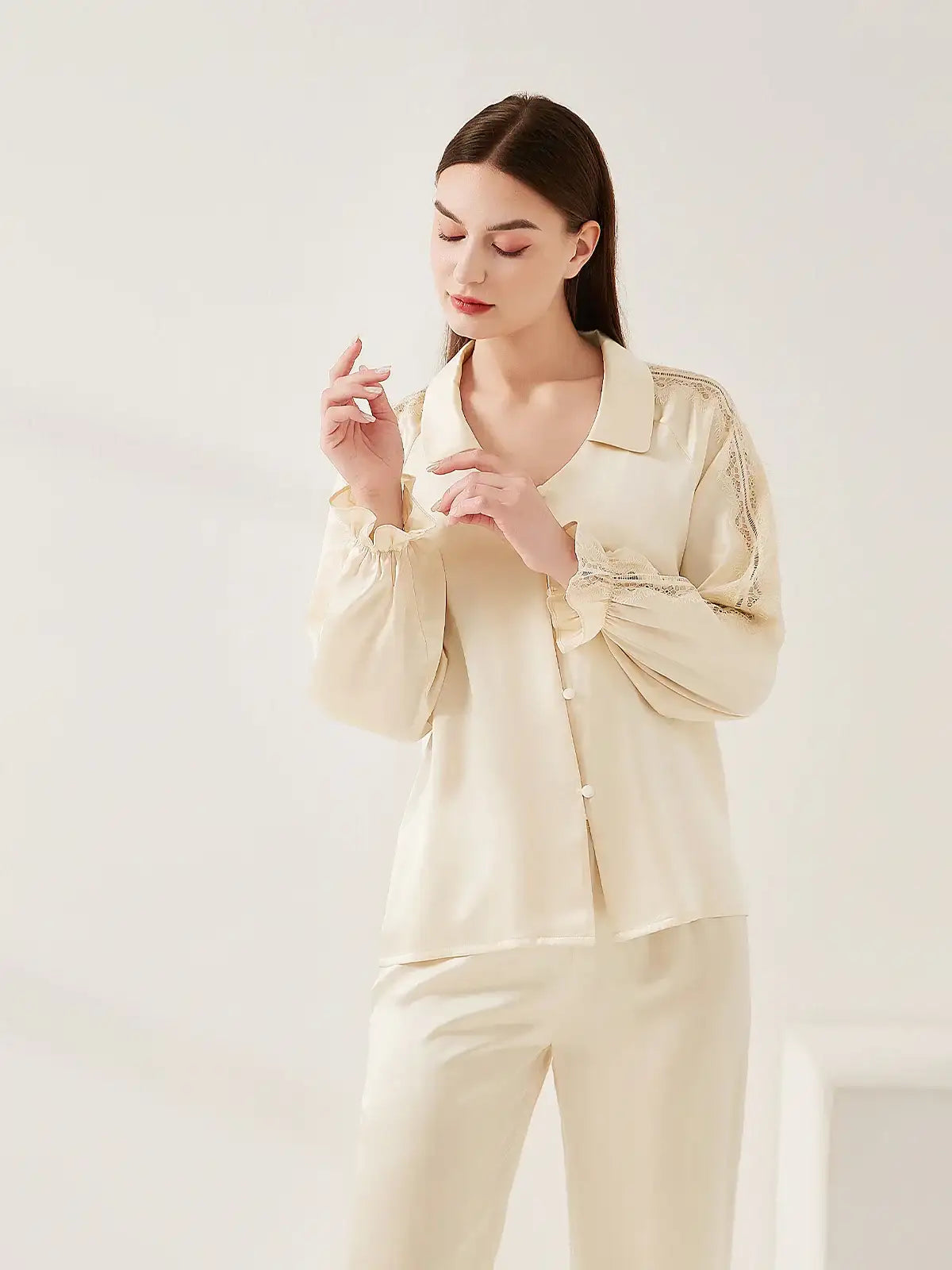Lace Raglan Sleeve Suit - JANCESILK