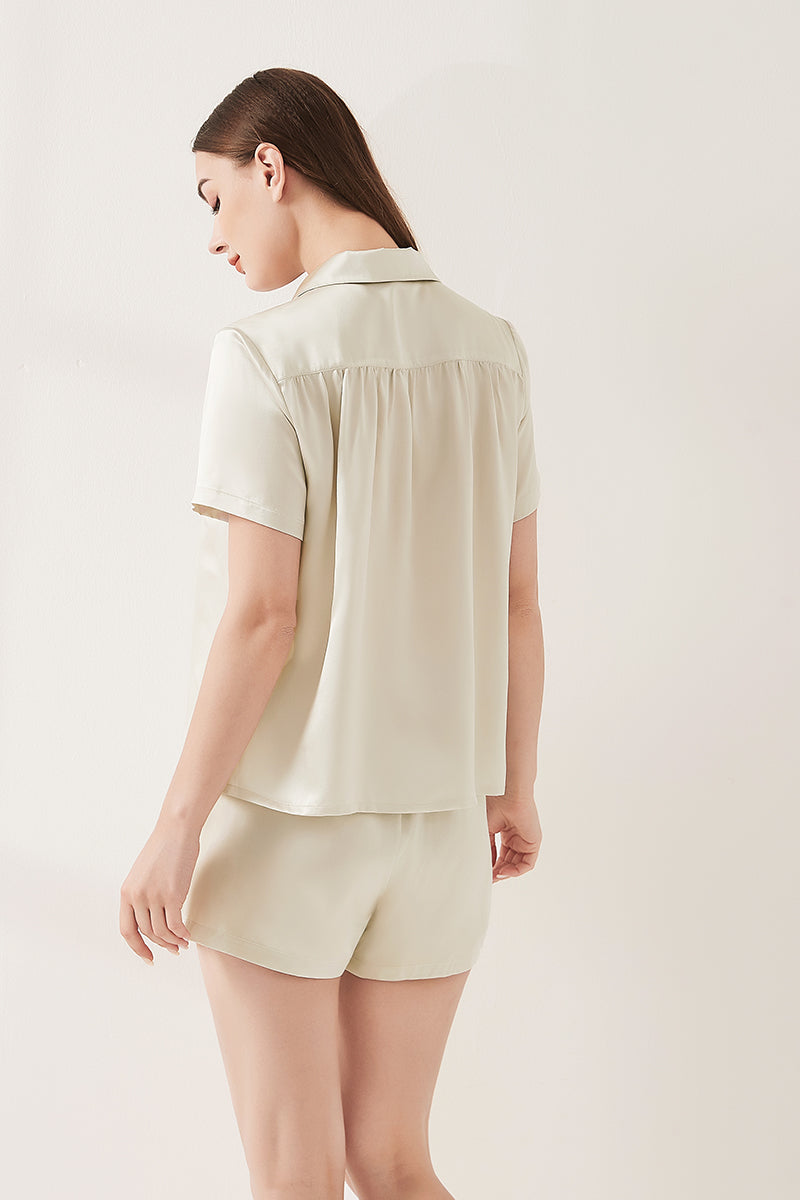 Silk short-sleeved shorts suit