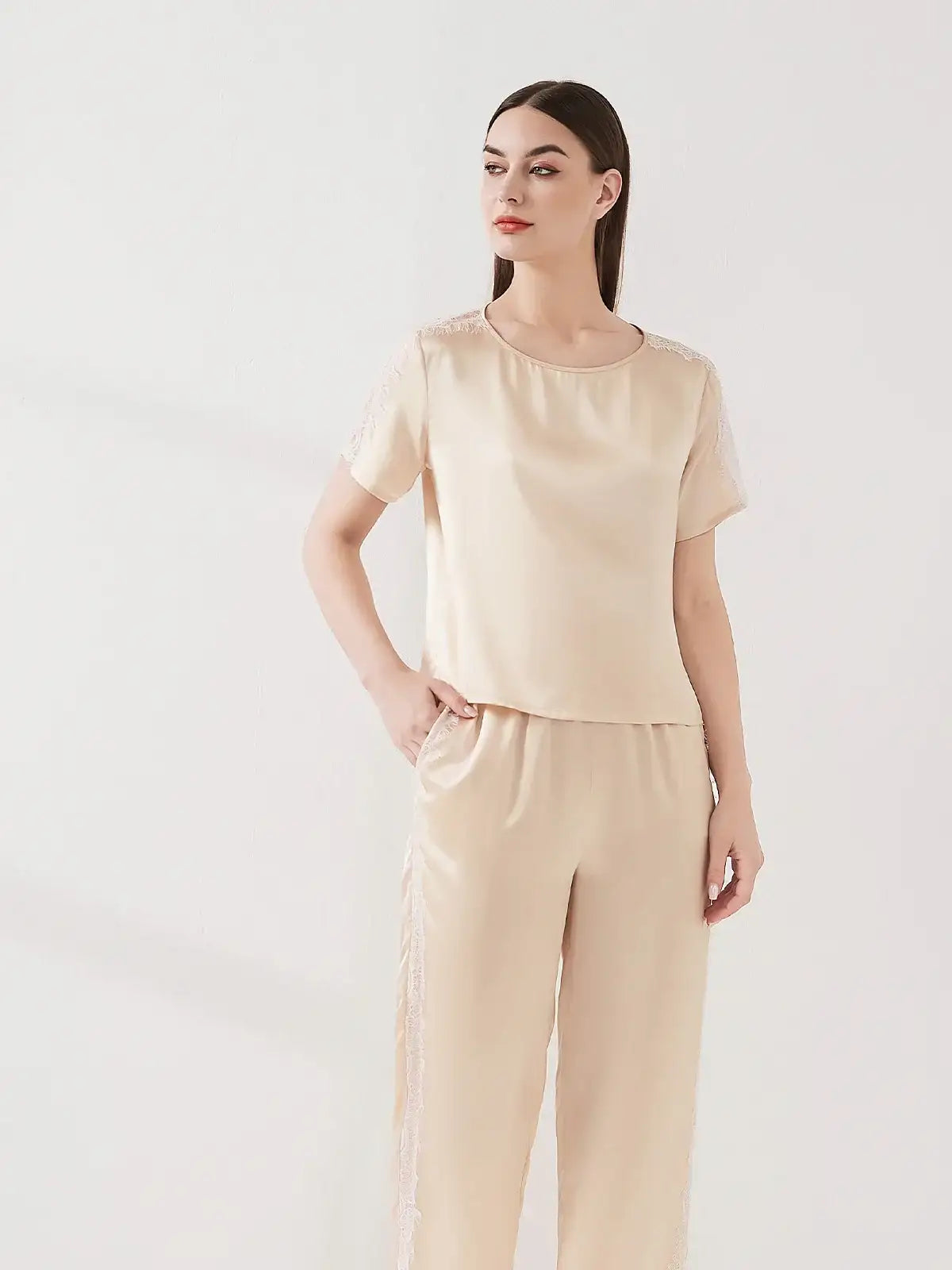 Lace Patchwork Short-sleeved Trousers Suit - JANCESILK