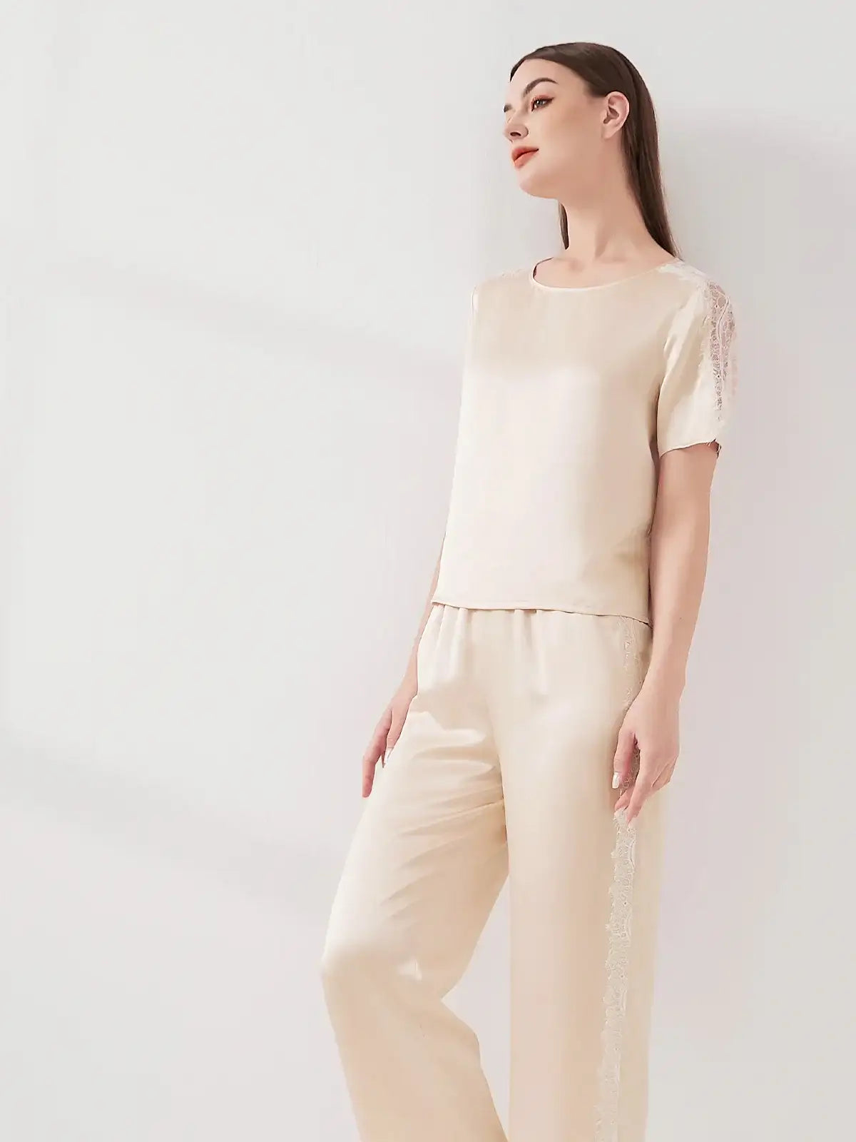 Lace Patchwork Short-sleeved Trousers Suit - JANCESILK
