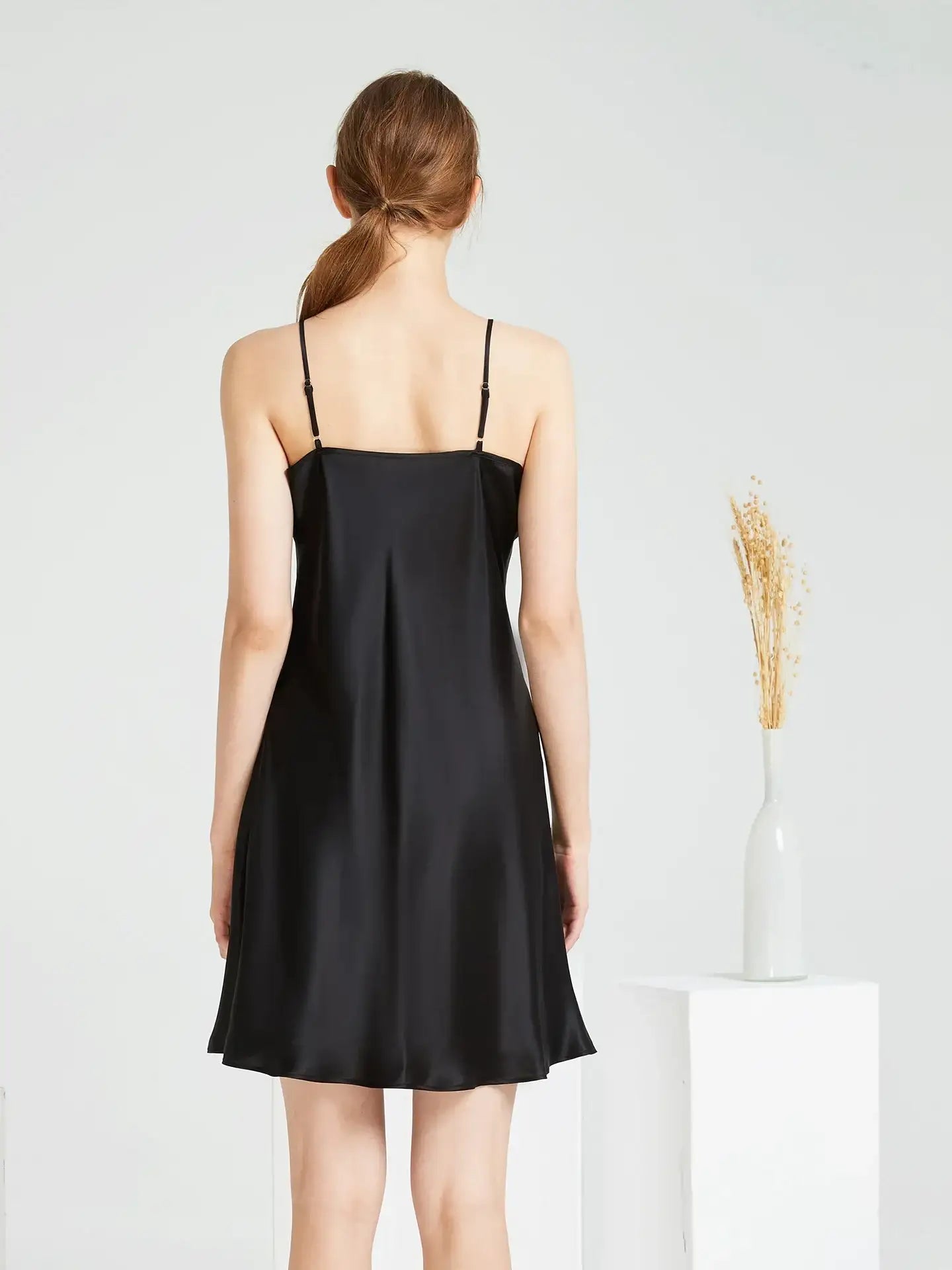 Silk V-neck Suspender Skirt