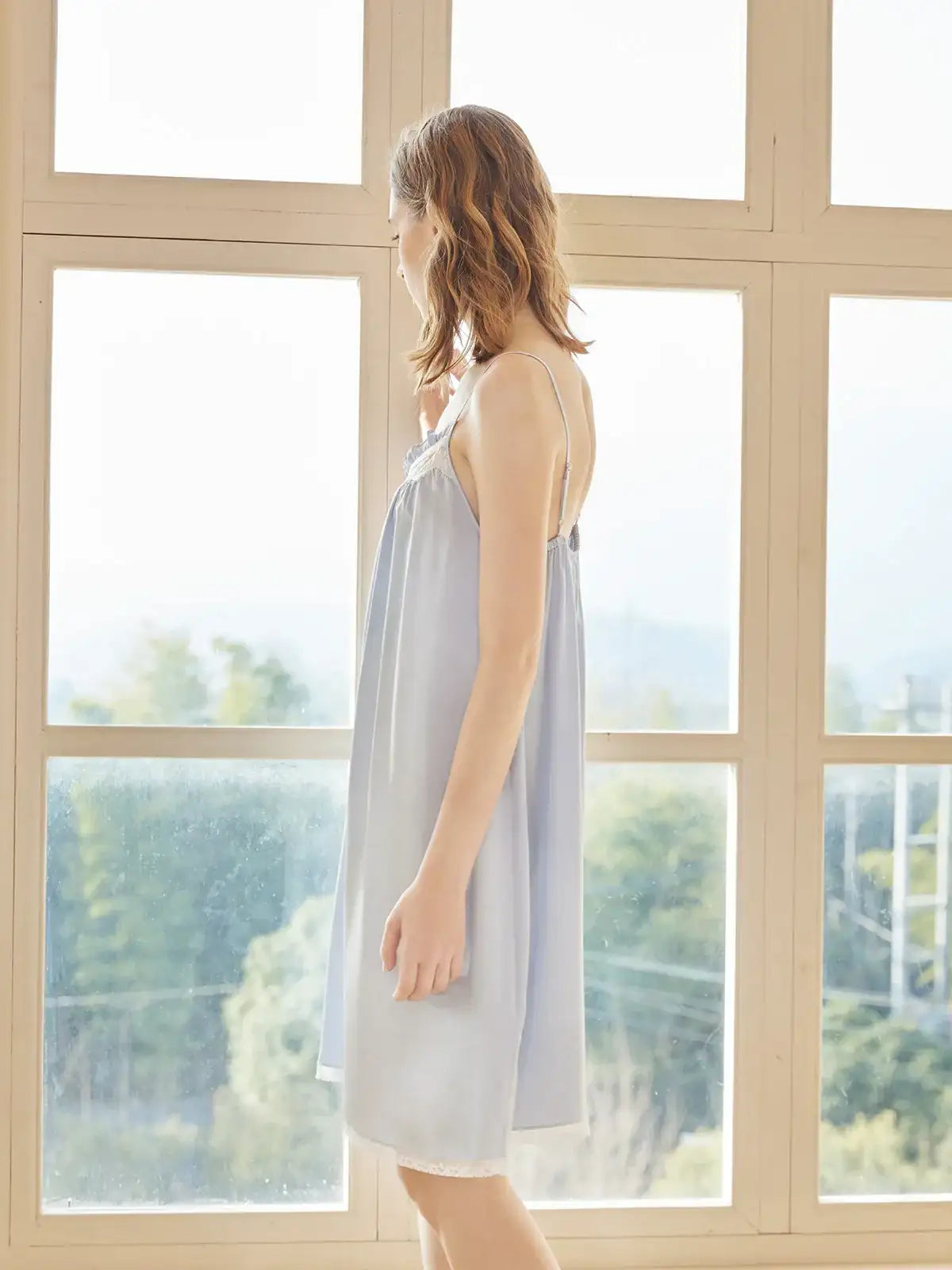 Lace splicing flowing camisole dress - JANCESILK