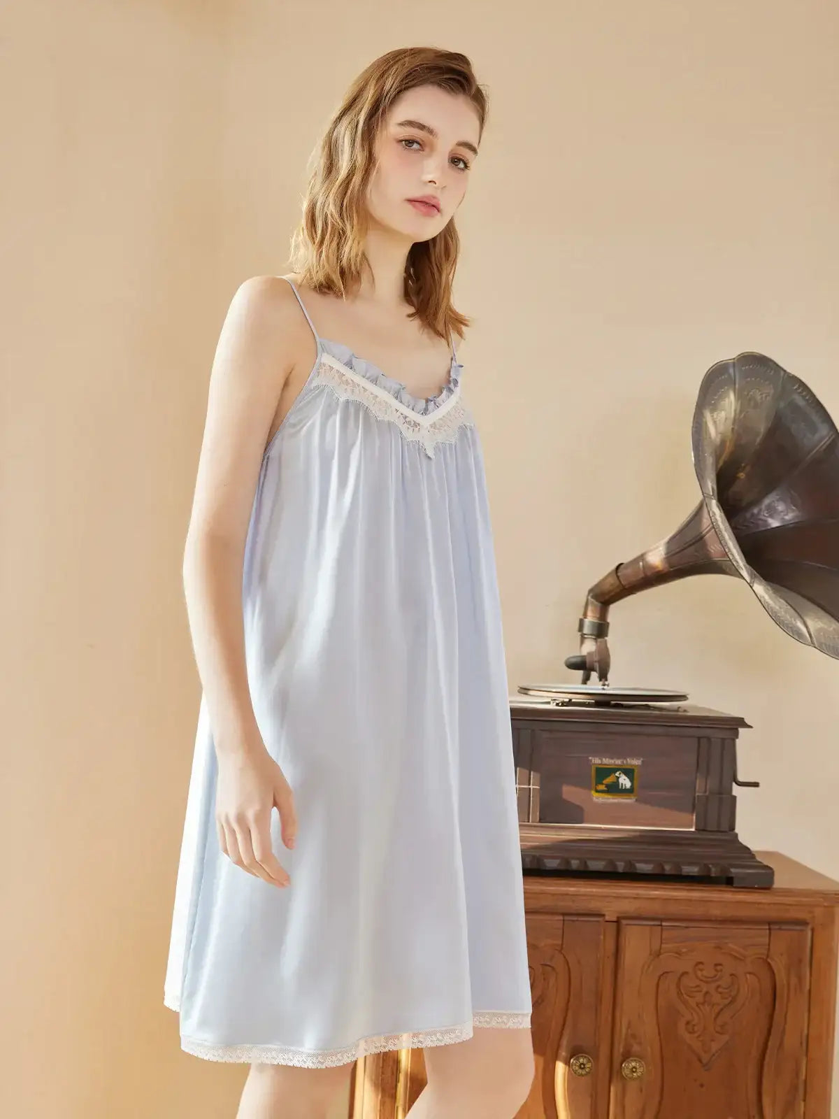 Lace splicing flowing camisole dress - JANCESILK