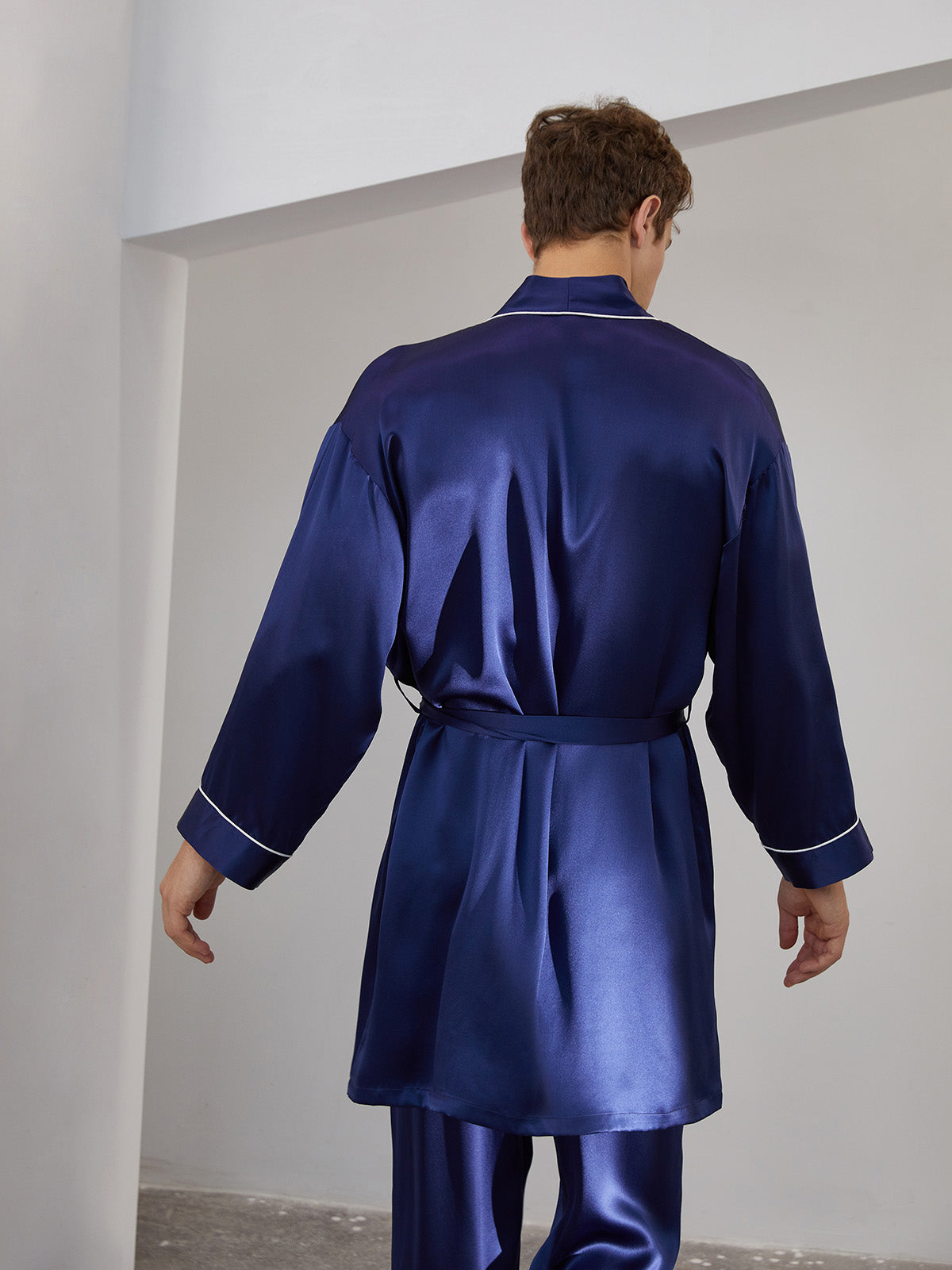 Men's robe and trousers set