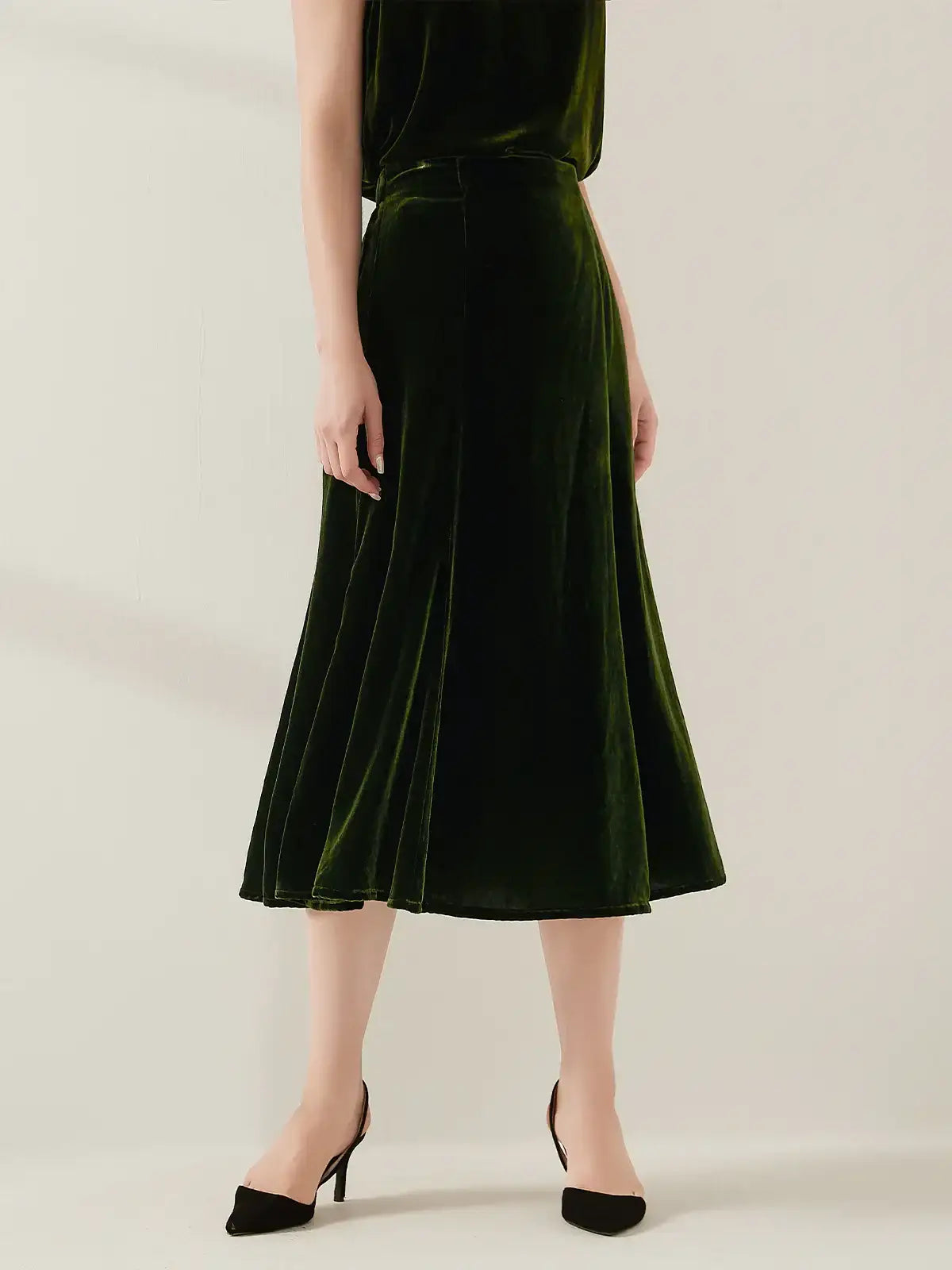Silk Velvet Maxi Skirt #color_Dark Green