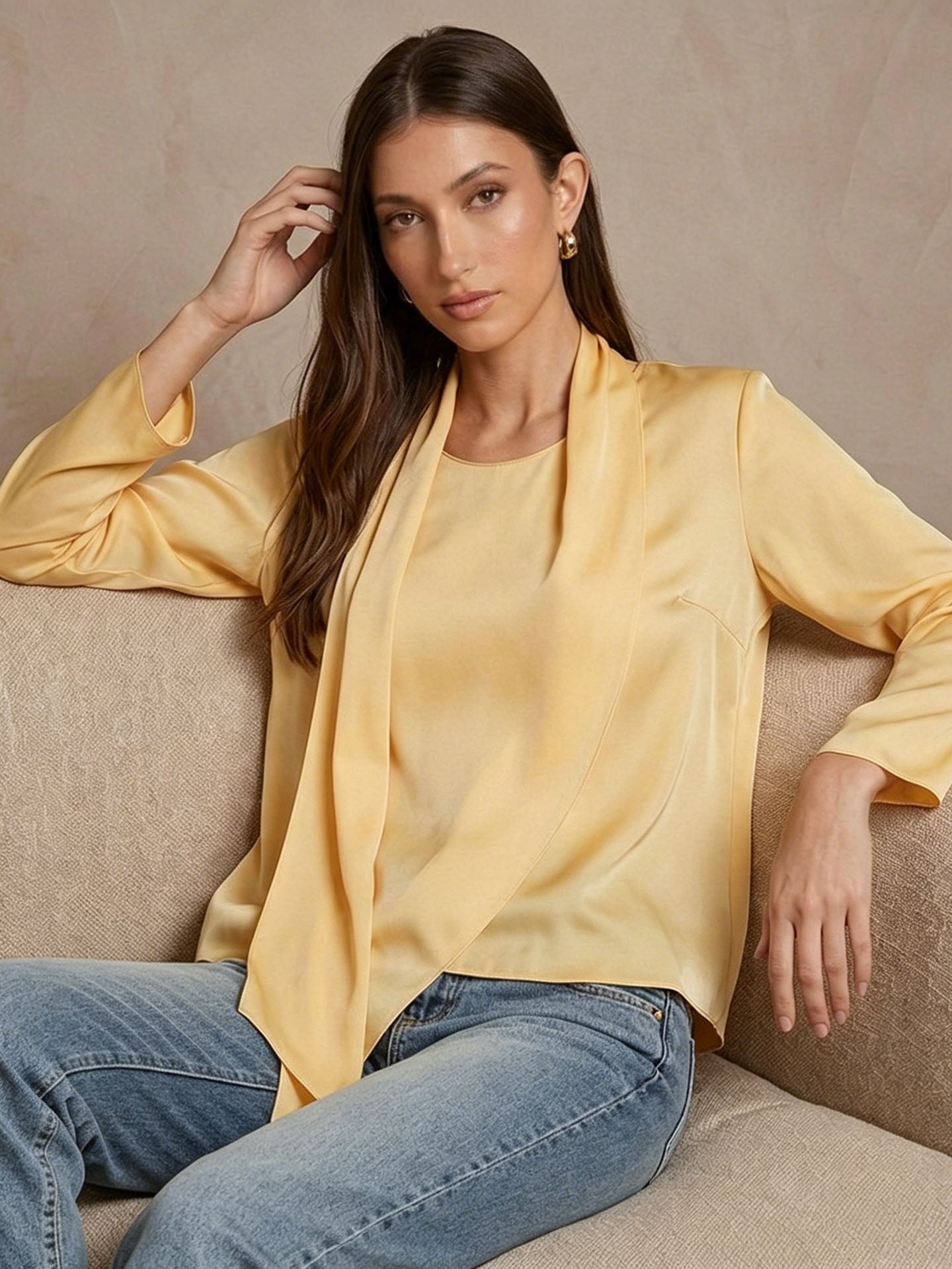 19 Momme Stretch Silk Scarf-Neck Blouse#color_Champagne