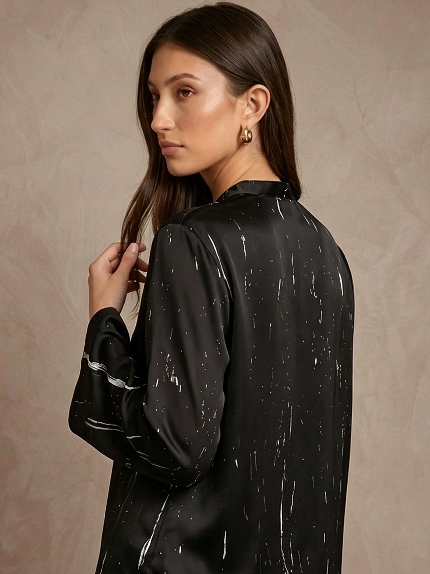 Marble Print V-Neck Flare Sleeve Silk Top#Color_Marble