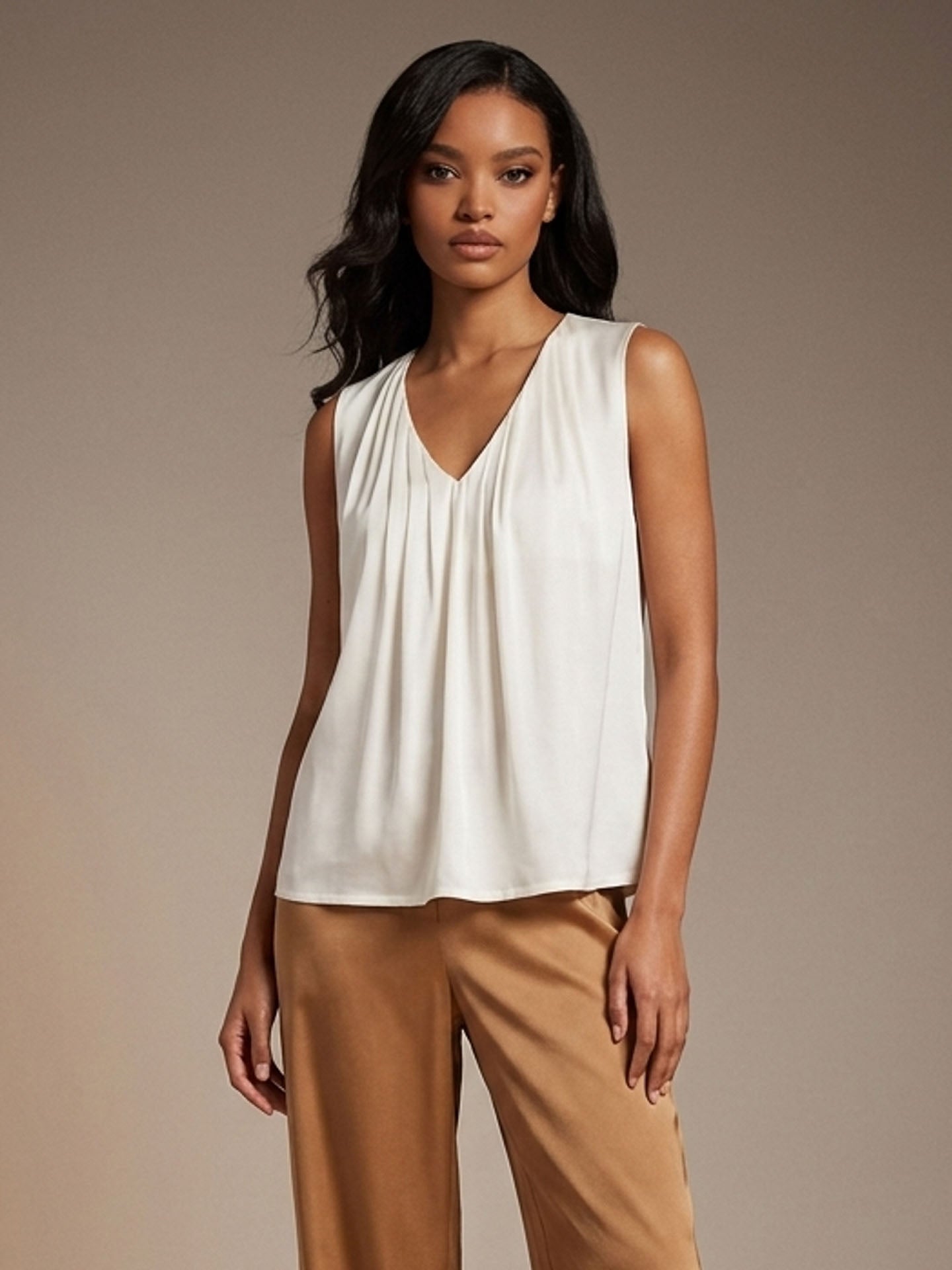 19MM Silk Pleated V-Neck Top#color_White