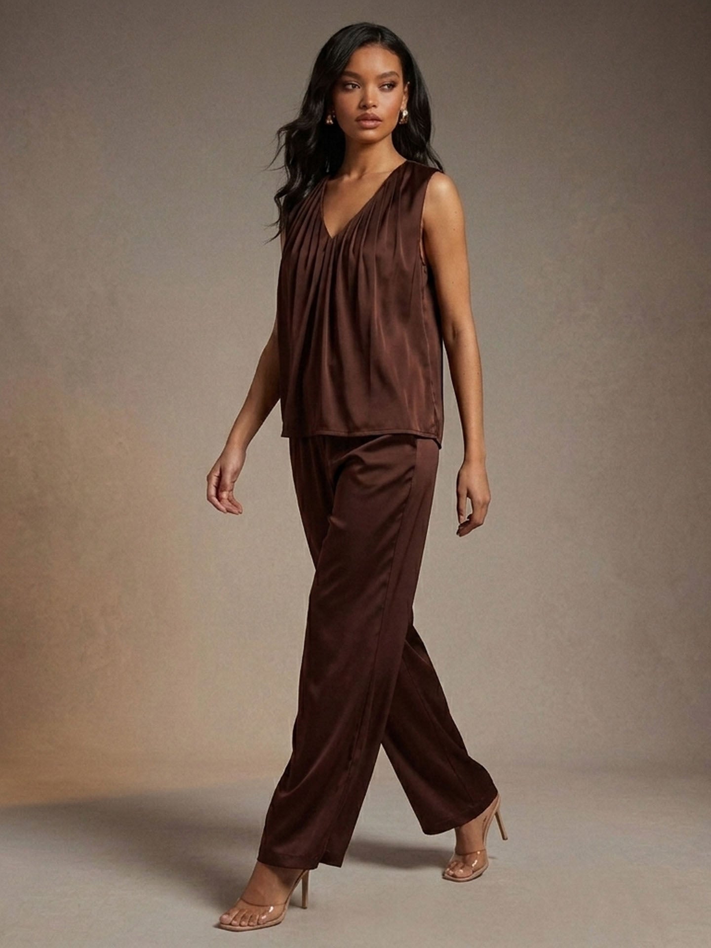 19MM Silk Pleated V-Neck Top#color_Chocolate