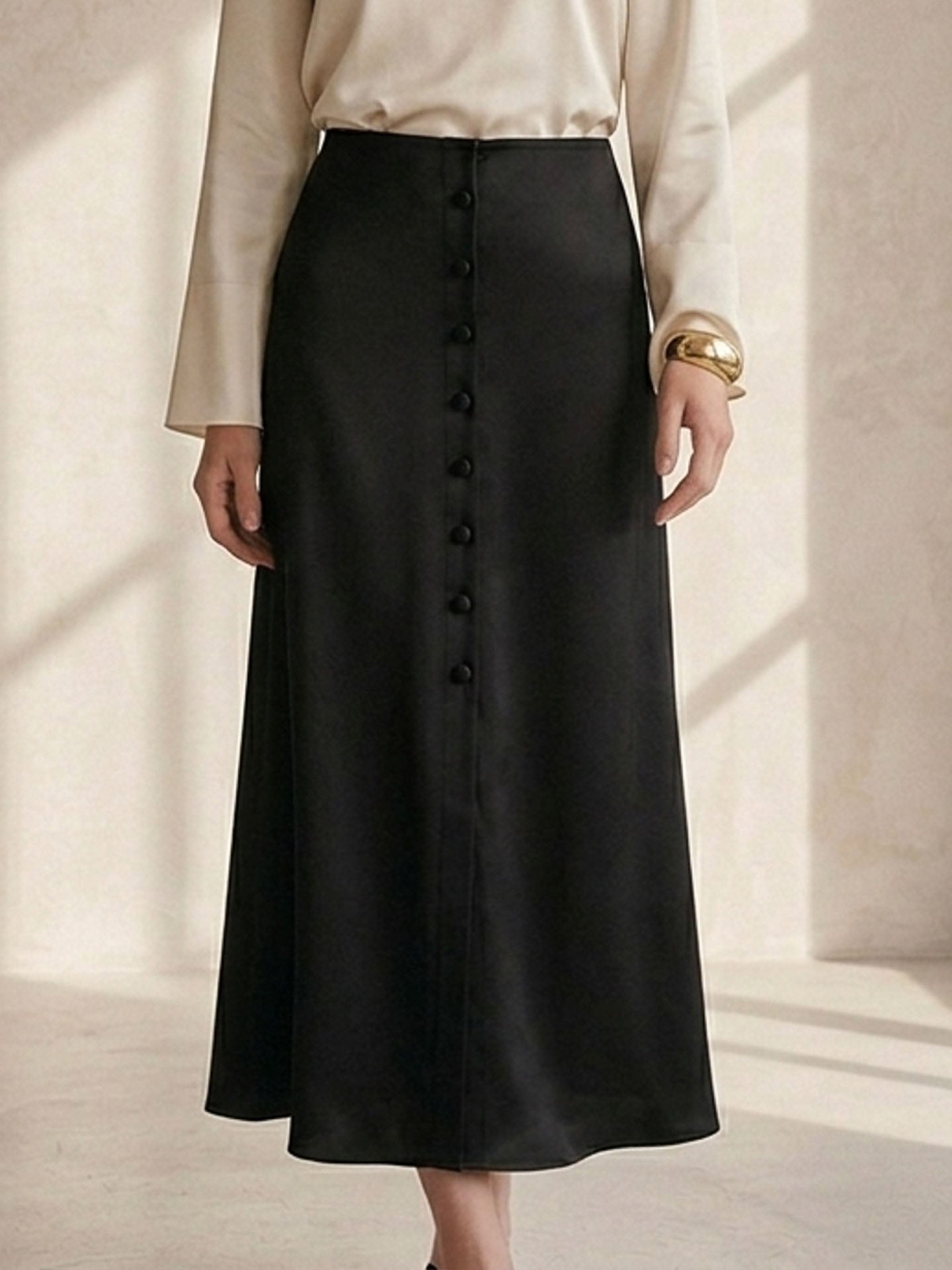 30 Momme Silk Button Midi Skirt #color_Black