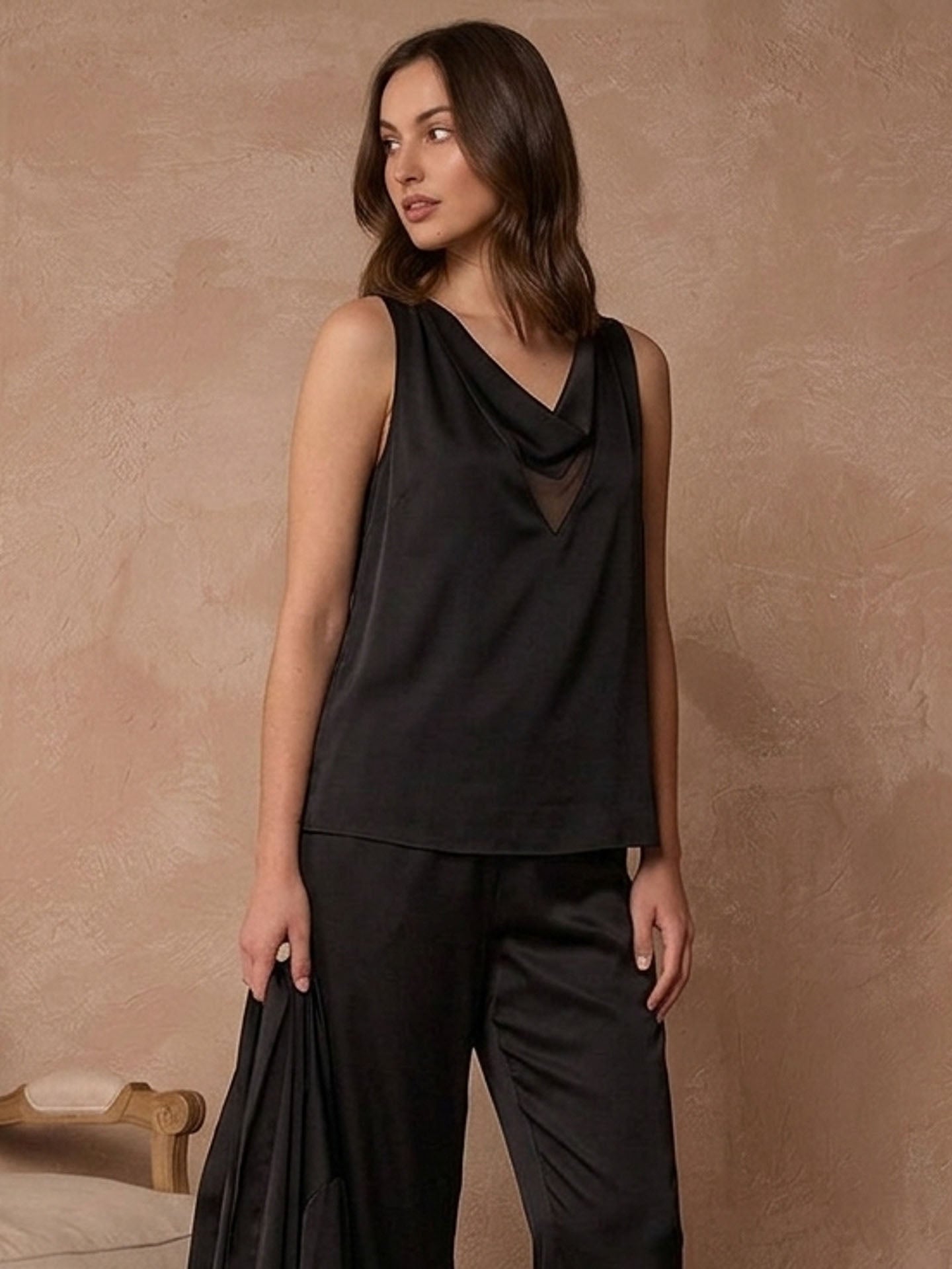 23 Momme Silk Cowl Neck Tank#color_Black