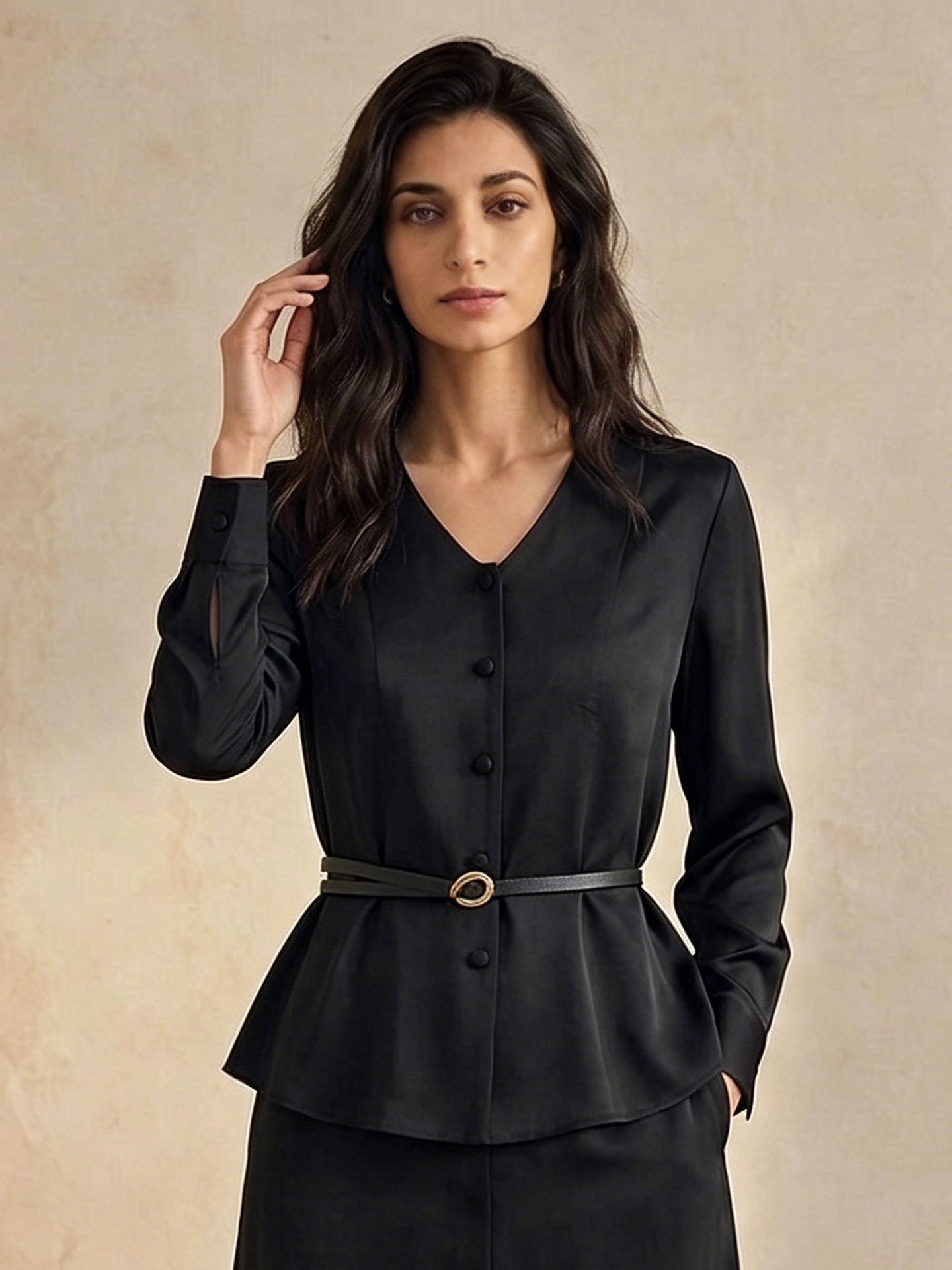  30mm Heavy Silk Crepe V-Neck Buttoned Short Jacket #color_Black