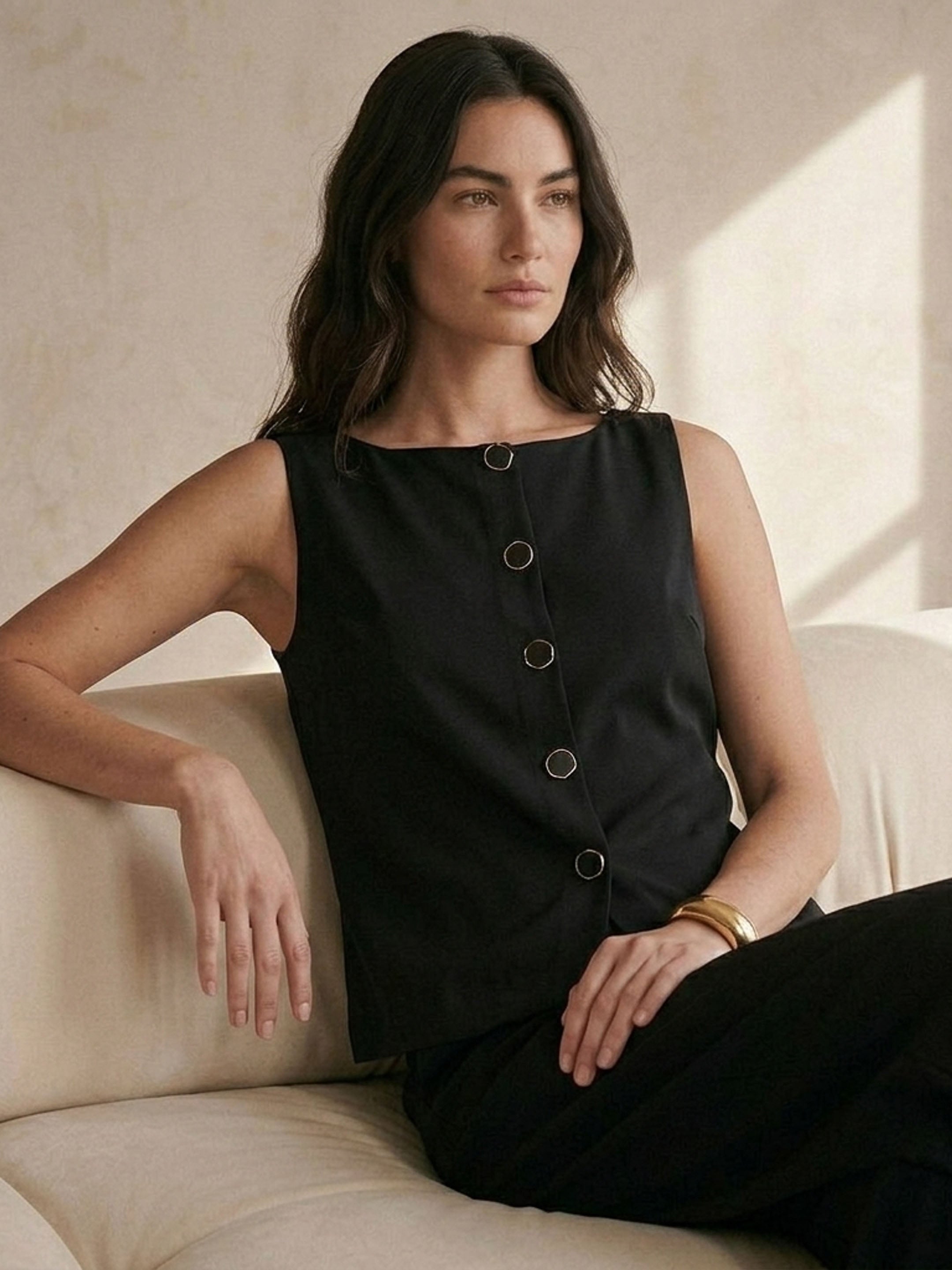 22 Momme Silk Button Vest #color_Black