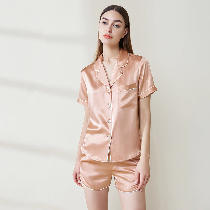 Pocket-style short-sleeved shorts silk suit