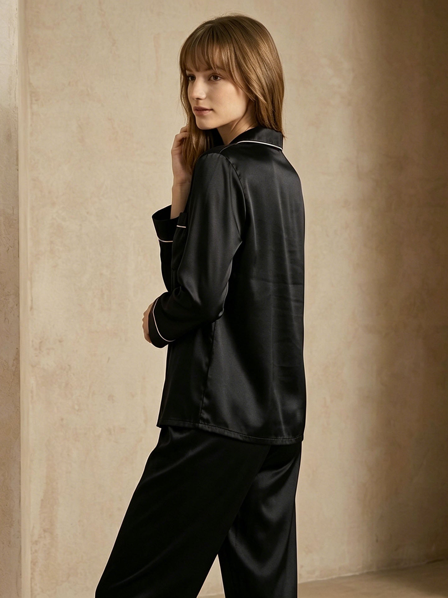 19 Momme Classic Silk Long Sleeve Long Pants Pajama Set#color_Black
