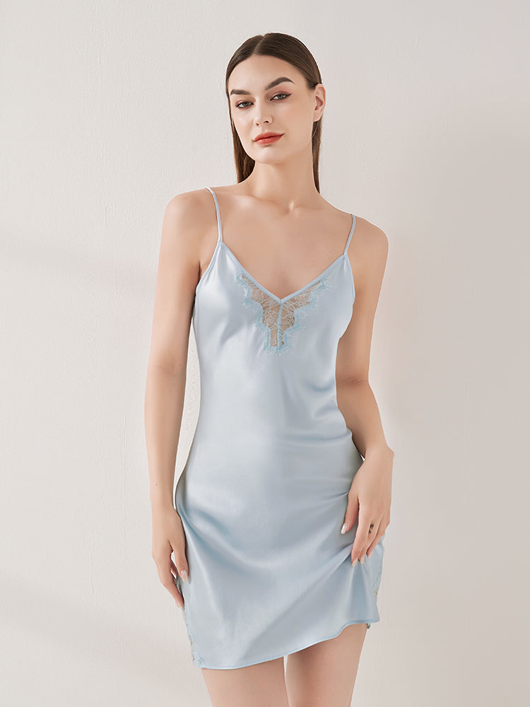 V-neck lace panelled suspender skirt