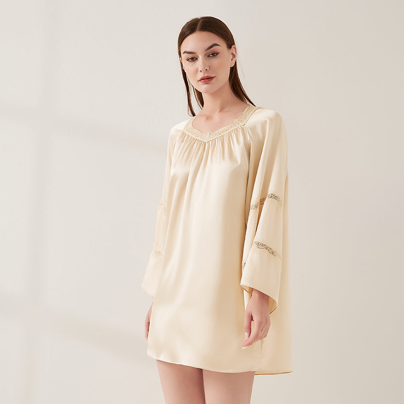 Lace pleated nightdress