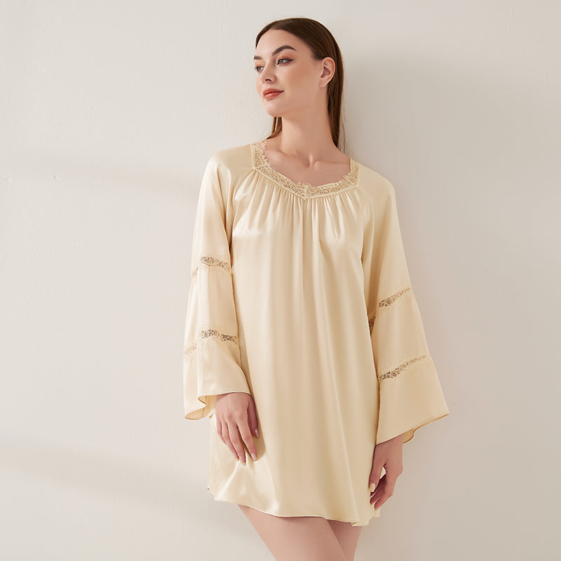 Lace pleated nightdress