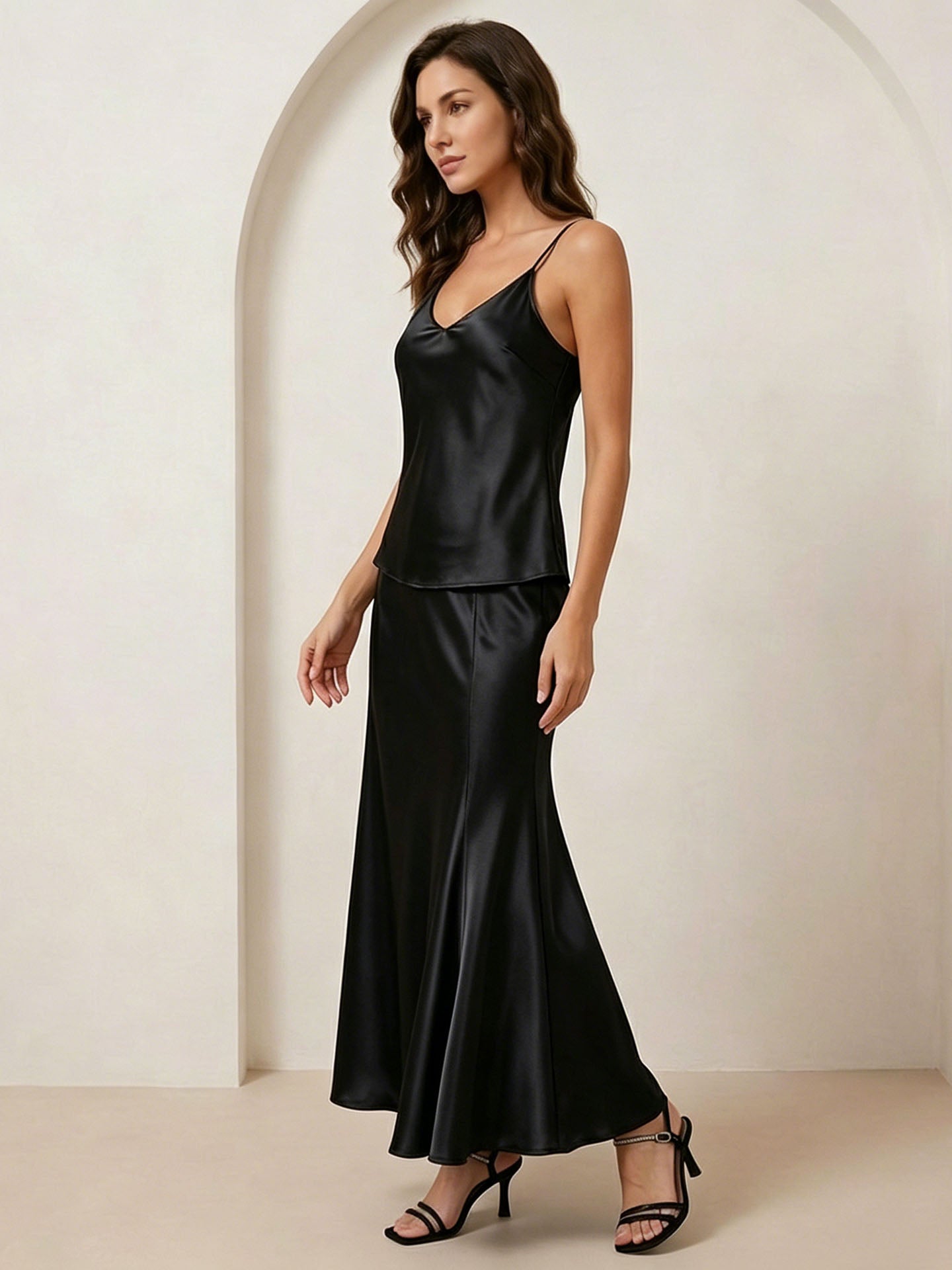 22mm Heavy Silk Satin Classic Fishtail Midi Skirt#color_Black