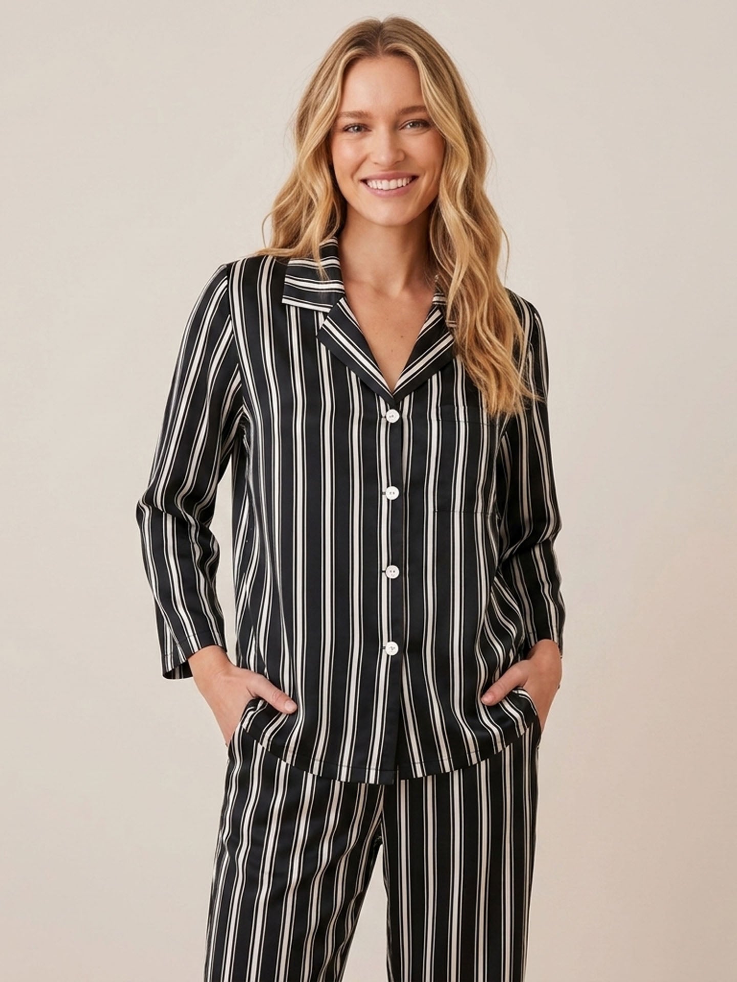 Stripe Print Long-sleeved Trousers Suit #color_Black