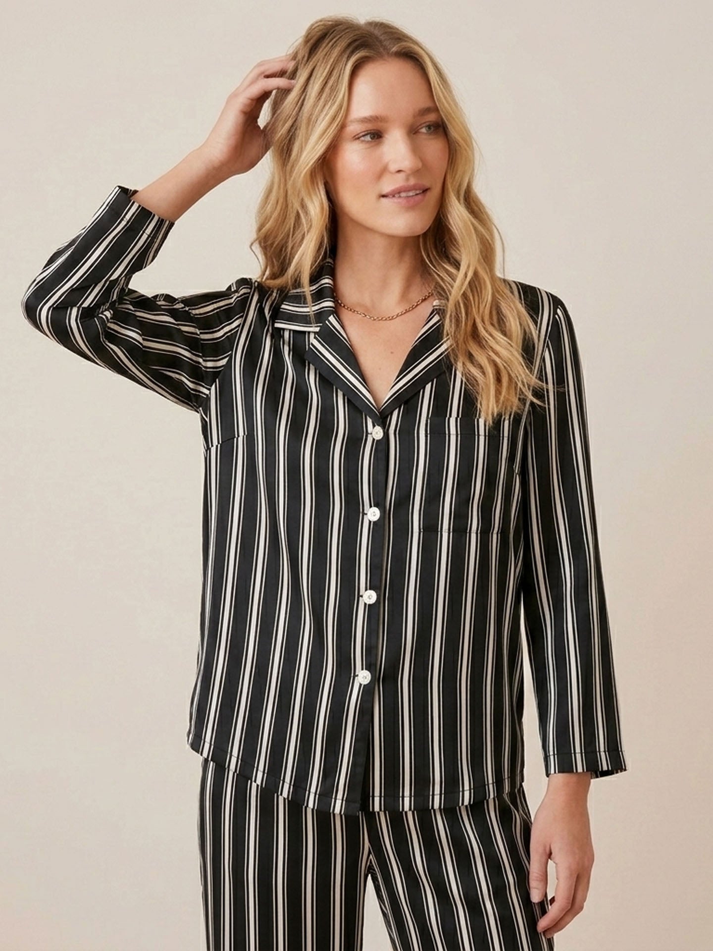 Stripe Print Long-sleeved Trousers Suit #color_Black
