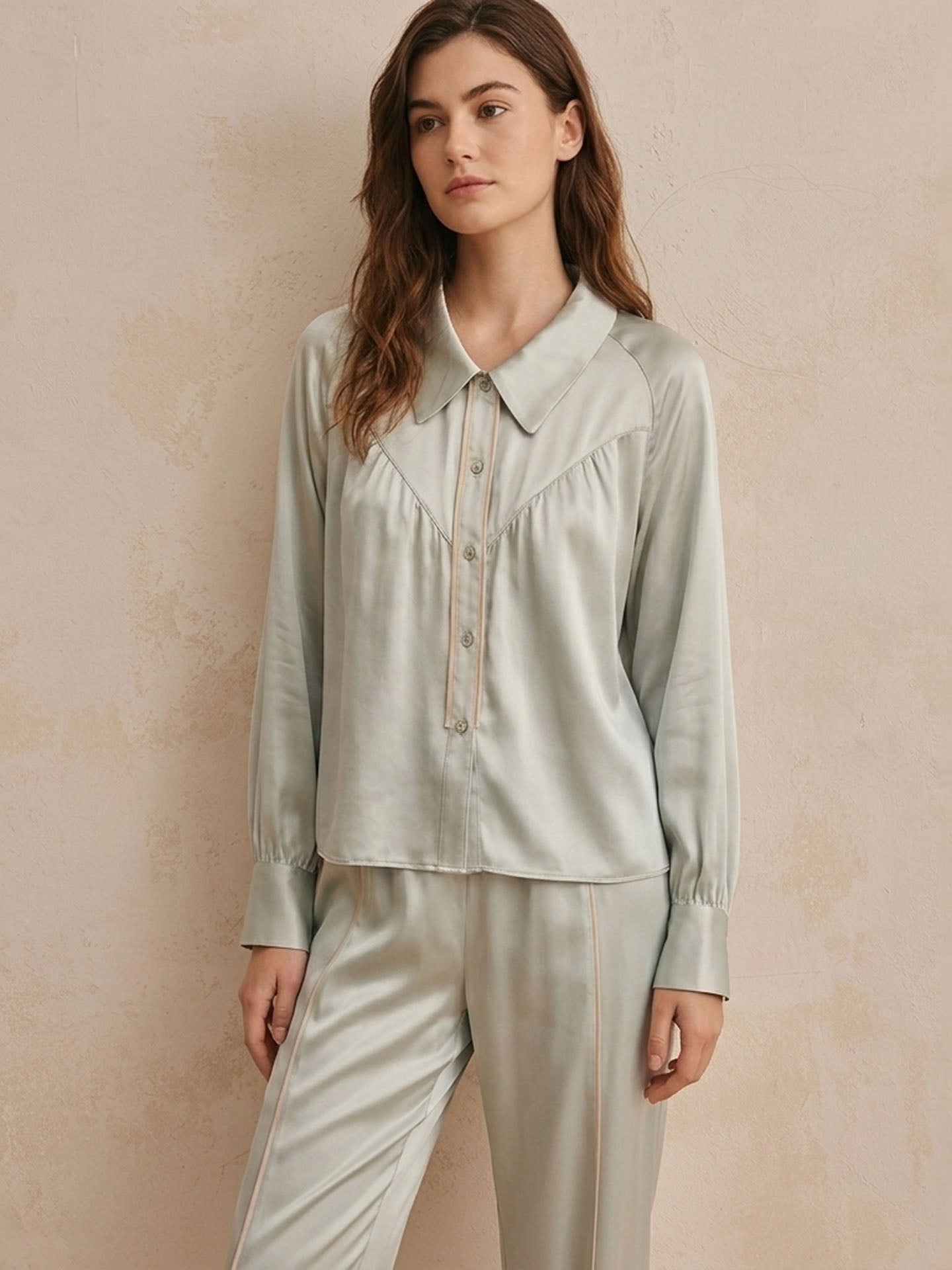 Curved Split Raglan Sleeve Long Sleeve Trousers Set #color_Light Grey