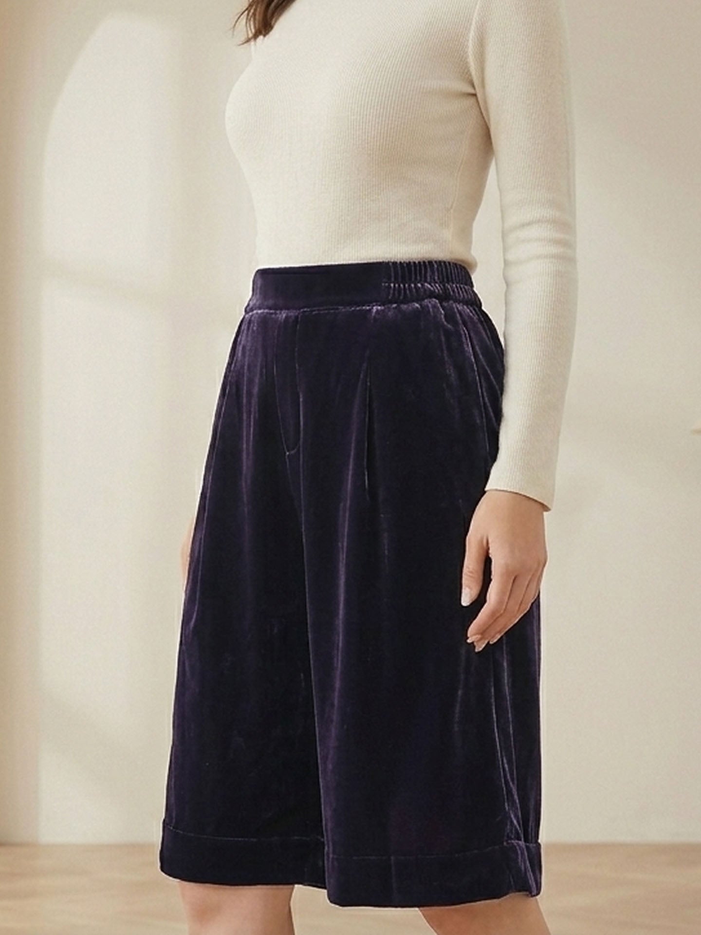 Silk Velvet Shorts #color_Deep Purple