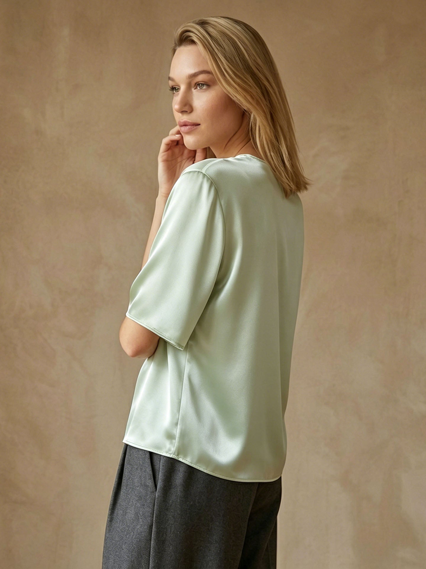 Pure Mulberry Silk Classic Crew-Neck Top#color_Sage Green