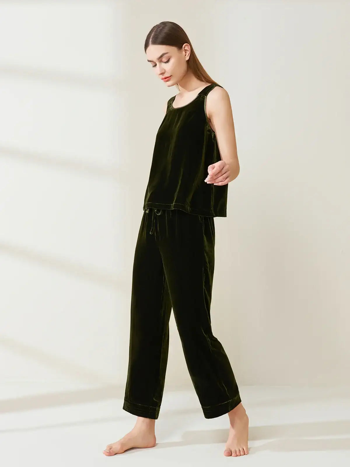 Velvet Suspender Trousers Set With Robe 3PCS - JANCESILK